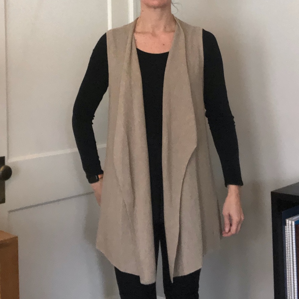 Eileen Fisher Sz L Wool Open-Front Watercolor Lightweight Knit Cardigan Vest Tan